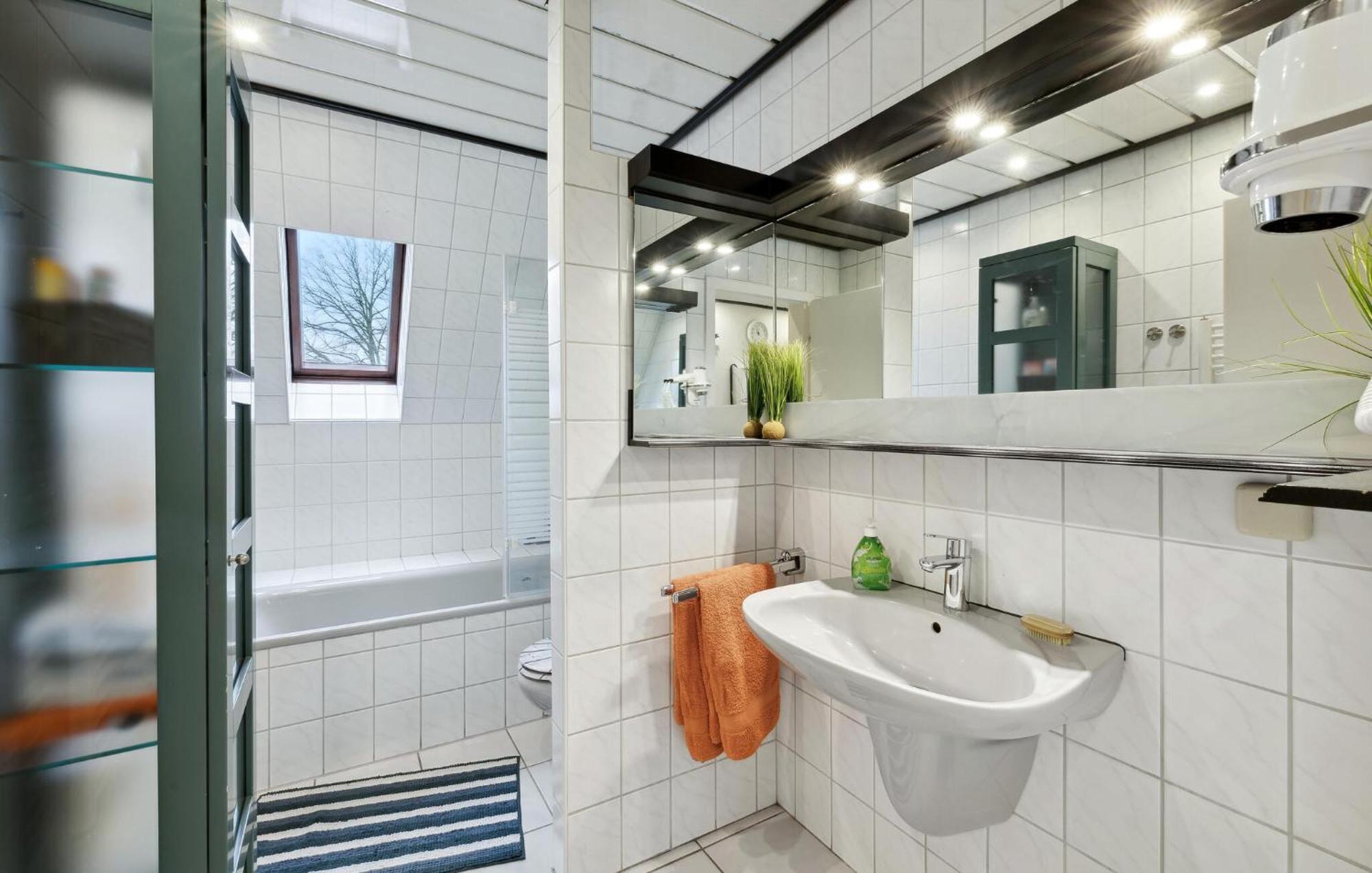 Amazing Apartment In Bremerhaven With Kitchen Exterior photo